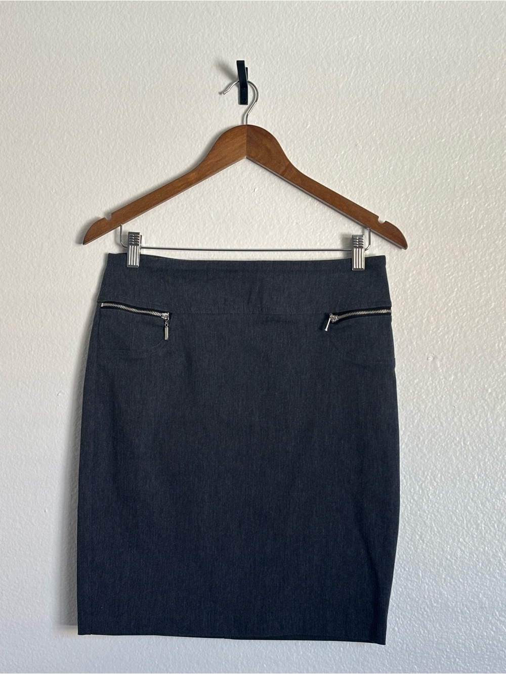 Classic grey Pencil Skirt with Zip Pocket Detail